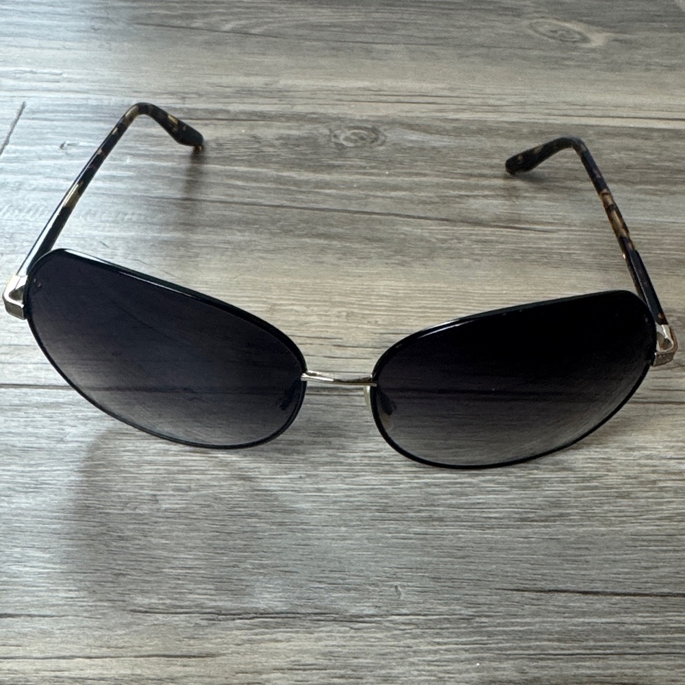 Barton Perreira Yadiell Gold Tortoise Gradient Lens Sunglasses